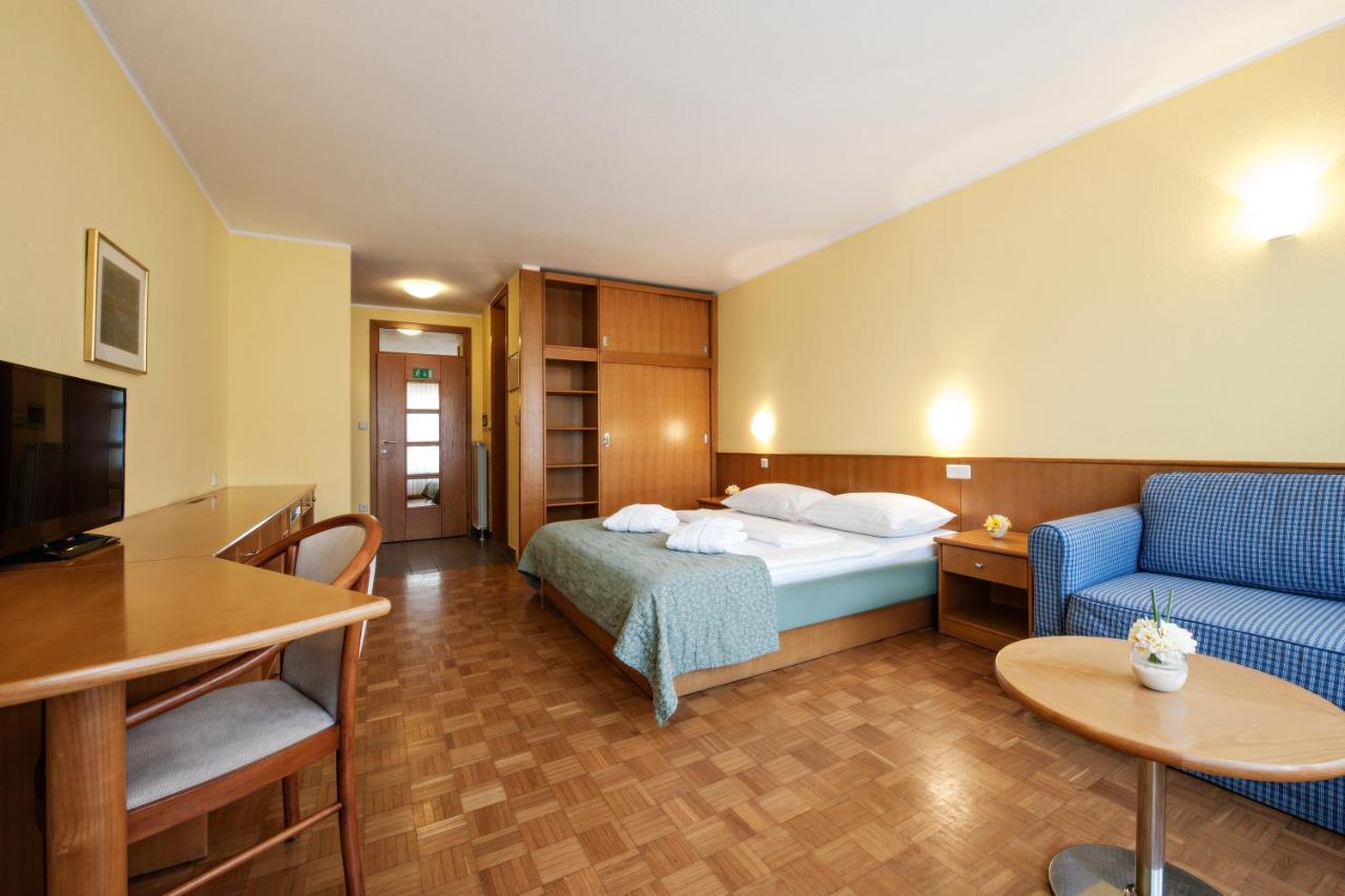 Terme Banovci - Hotelsko Naselje Zeleni Gaj Exterior foto